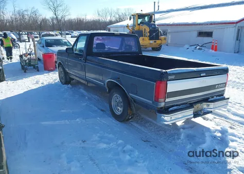 1993 Ford F150 z USA, uszkodzony, nr VIN 2FTEF15Y4PCA37077